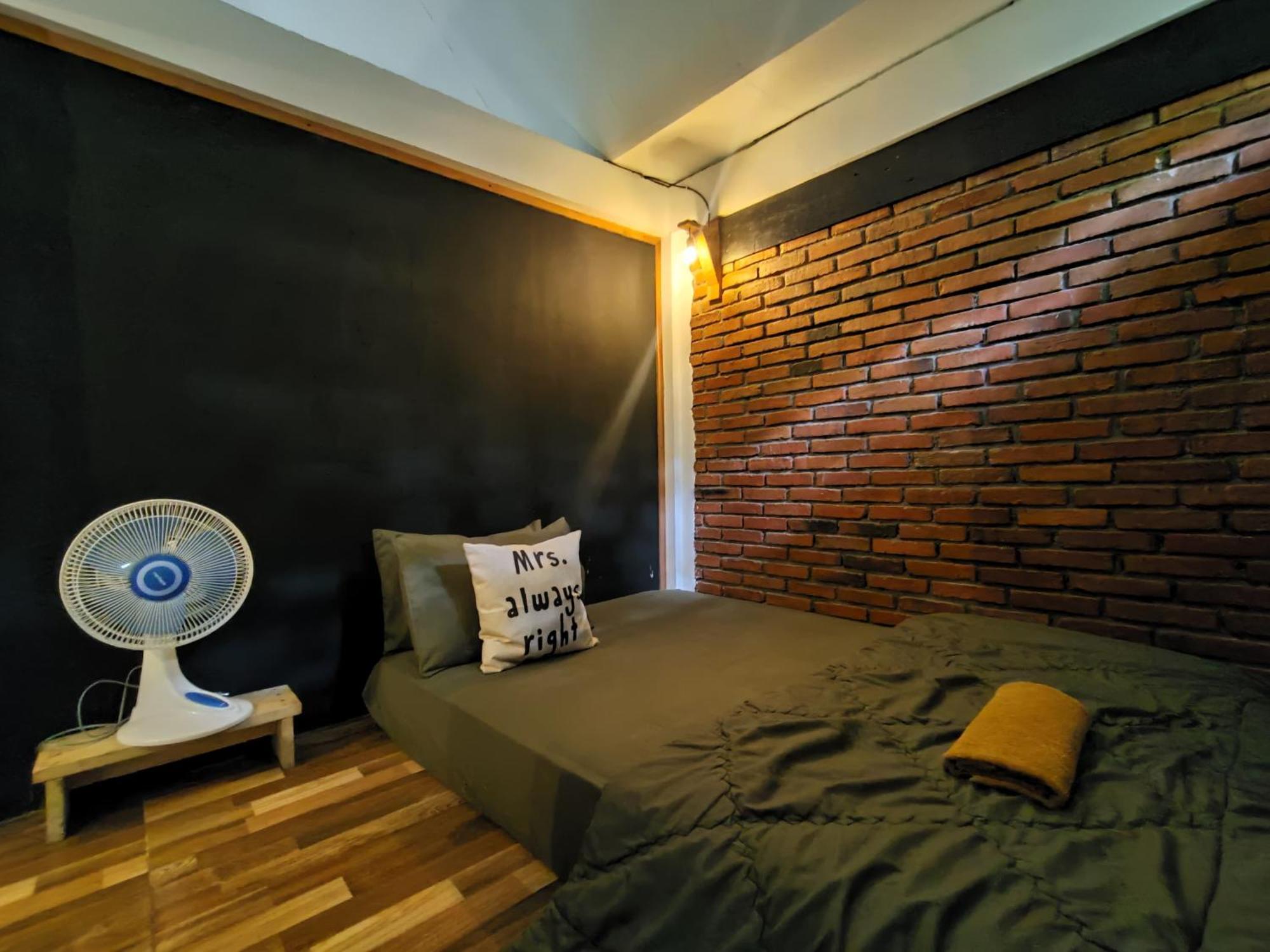 Rangsot Inn Pemenang Екстер'єр фото